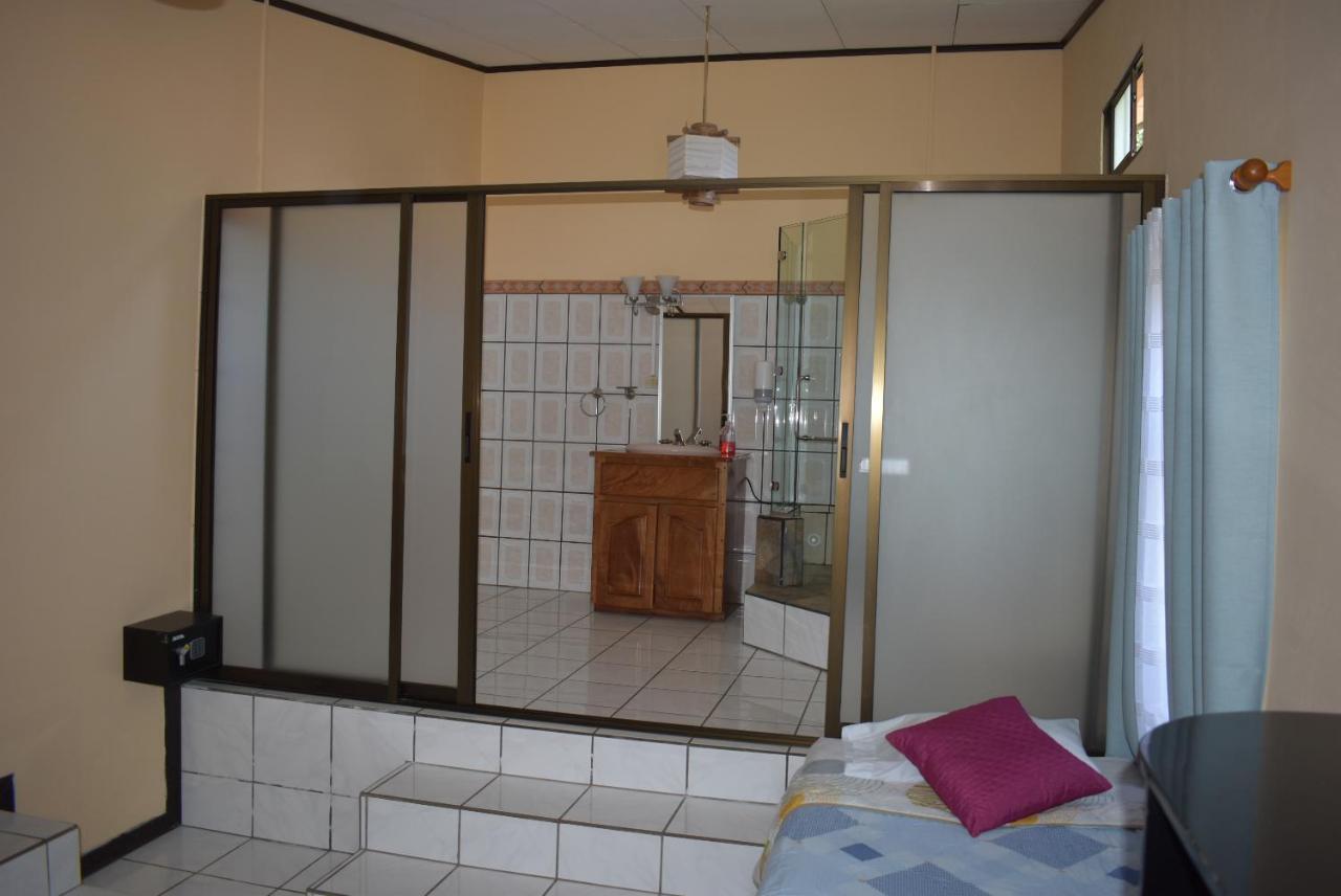 Mapletico Guesthouse Monteverde Ngoại thất bức ảnh