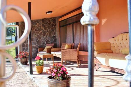 Mapletico Guesthouse Monteverde Ngoại thất bức ảnh