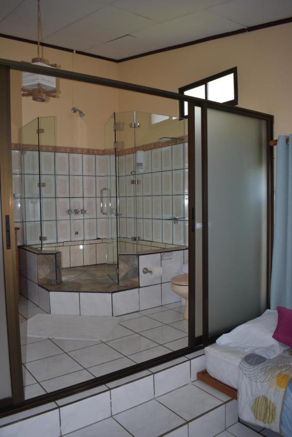 Mapletico Guesthouse Monteverde Ngoại thất bức ảnh