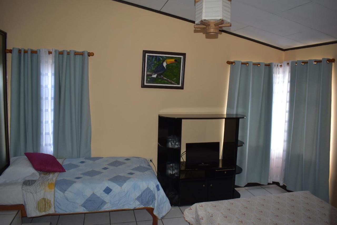 Mapletico Guesthouse Monteverde Ngoại thất bức ảnh